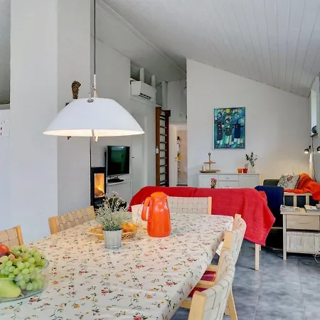 Holiday home Marlien - 1km To The Inlet In The Liim Fiord By Interhome Logsted